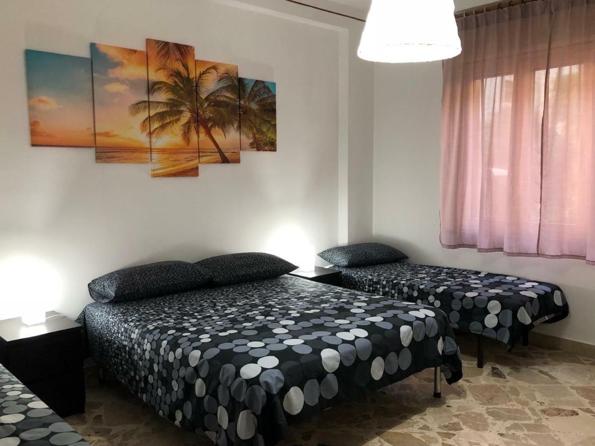 Casa Vacanza Чефалу Екстериор снимка