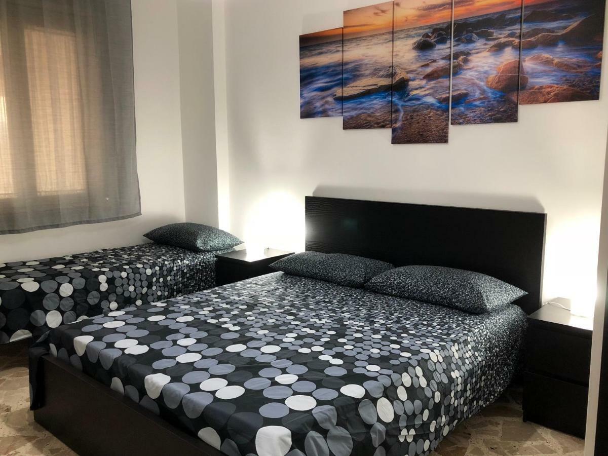 Casa Vacanza Чефалу Екстериор снимка