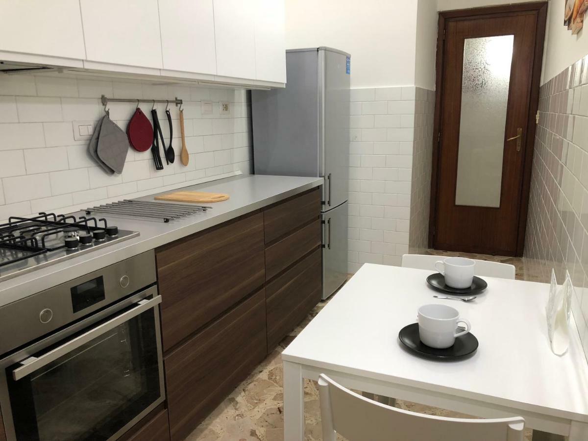 Casa Vacanza Чефалу Екстериор снимка